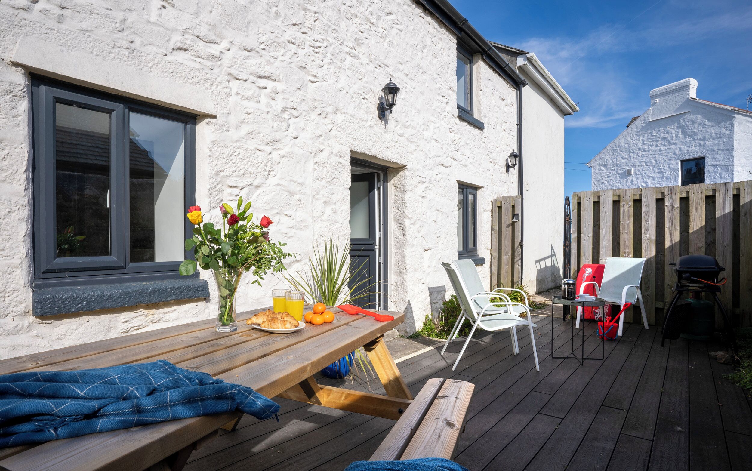 Cottage | Outdoor dining