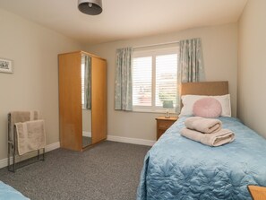 Cottage | 2 bedrooms, individually decorated, individually furnished, free WiFi - Armstrong Cottage (Beverley)