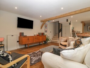 Cottage | Interior