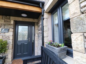 Cottage | Interior - Macaw Cottages No 4 (Kirkby Stephen)
