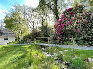 Cottage | Property grounds