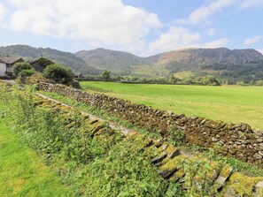 Cottage | Property grounds