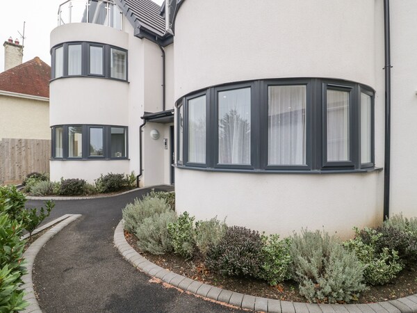 Flat 2, 38 Preston Road - Durdle Door