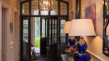 Cottage | Living room