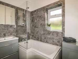 Ferienhaus | Badezimmer | Dusche