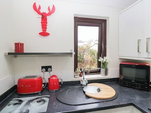 Cottage | Interior - Corner Cottage (Windermere)