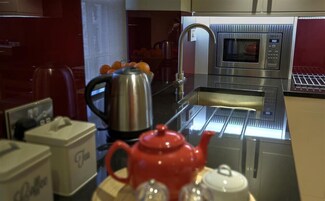 Casa de campo | Cocina privada | Frigorífico, lavavajillas y utensilios de cocina