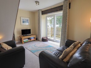 Cottage | Living area | DVD player - A River Runs By (Kendal)