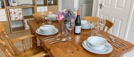 Cottage | Interior