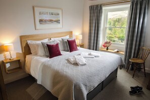 Cottage | 2 bedrooms, individually decorated, individually furnished, free WiFi - Oakbank (Ambleside)