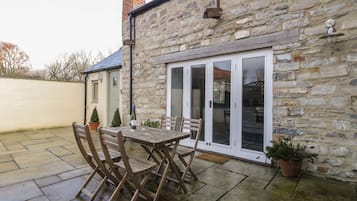 Cottage | Interior