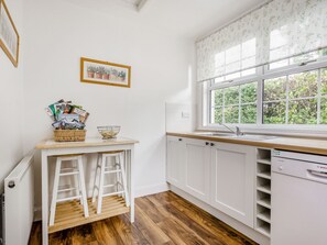 Cottage | Interior - Ralston Bothy (Blairgowrie)