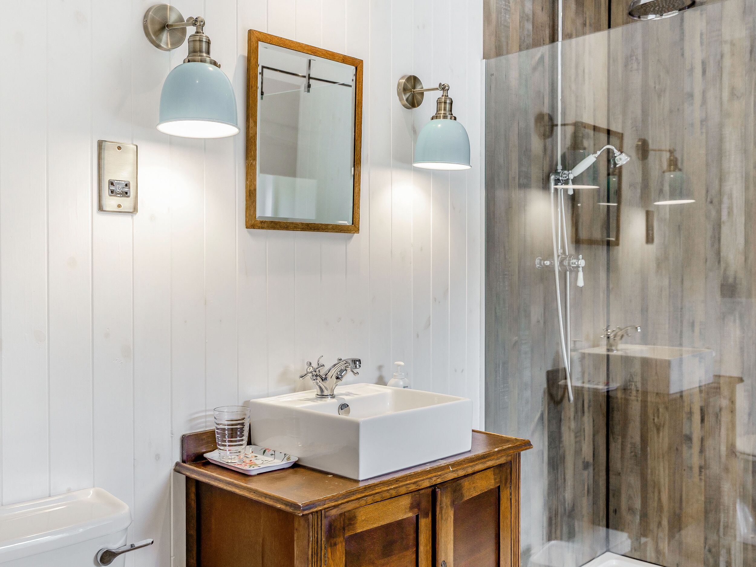 Cottage | Bathroom