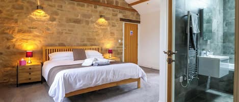 Cottage | 2 bedrooms, individually decorated, individually furnished, free WiFi