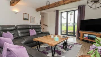 Cottage | Living area