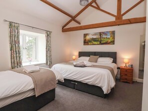 Cottage | Interior - Ploughman's Rigg (Harrogate)