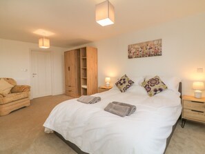 Cottage | 3 bedrooms, individually decorated, individually furnished, free WiFi - The Outlook (Taunton)