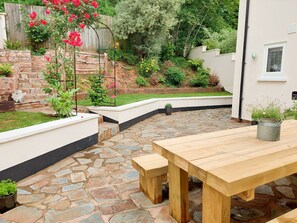 Cottage | Balcony - Pumphouse Cottage (Cullompton)