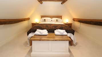 Cottage | Interior