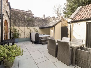 Cottage | Balcony
