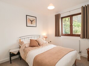 3 habitaciones, decoración personalizada y muebles diferentes 