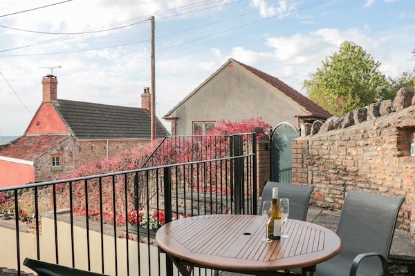 Cottage | Balcony