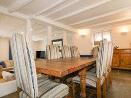 Casa de campo | Cozinha privada | Geladeira, micro-ondas, lava-louças, chaleira elétrica