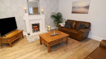 Cottage | Interior