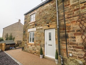 Cottage | Front of property