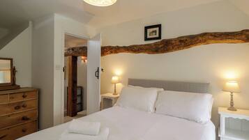 Casa de campo | 2 habitaciones, decoración personalizada y muebles diferentes