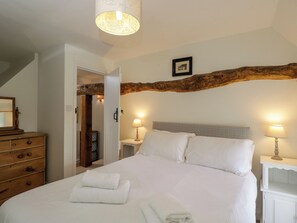 Cottage | 2 bedrooms, individually decorated, individually furnished, free WiFi - Little Owl Barn (Burford)