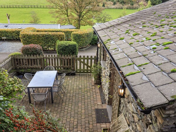 Cottage | Interior