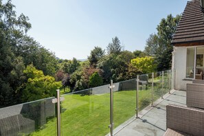 Cottage | Property grounds - Scarsdale (Kendal)