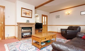Cottage | Interior