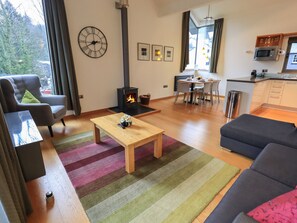 DVD player - Idle Mill 2 (Ambleside)