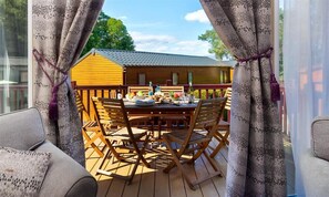 Cottage | Interior - Lancashire Rose (Windermere)