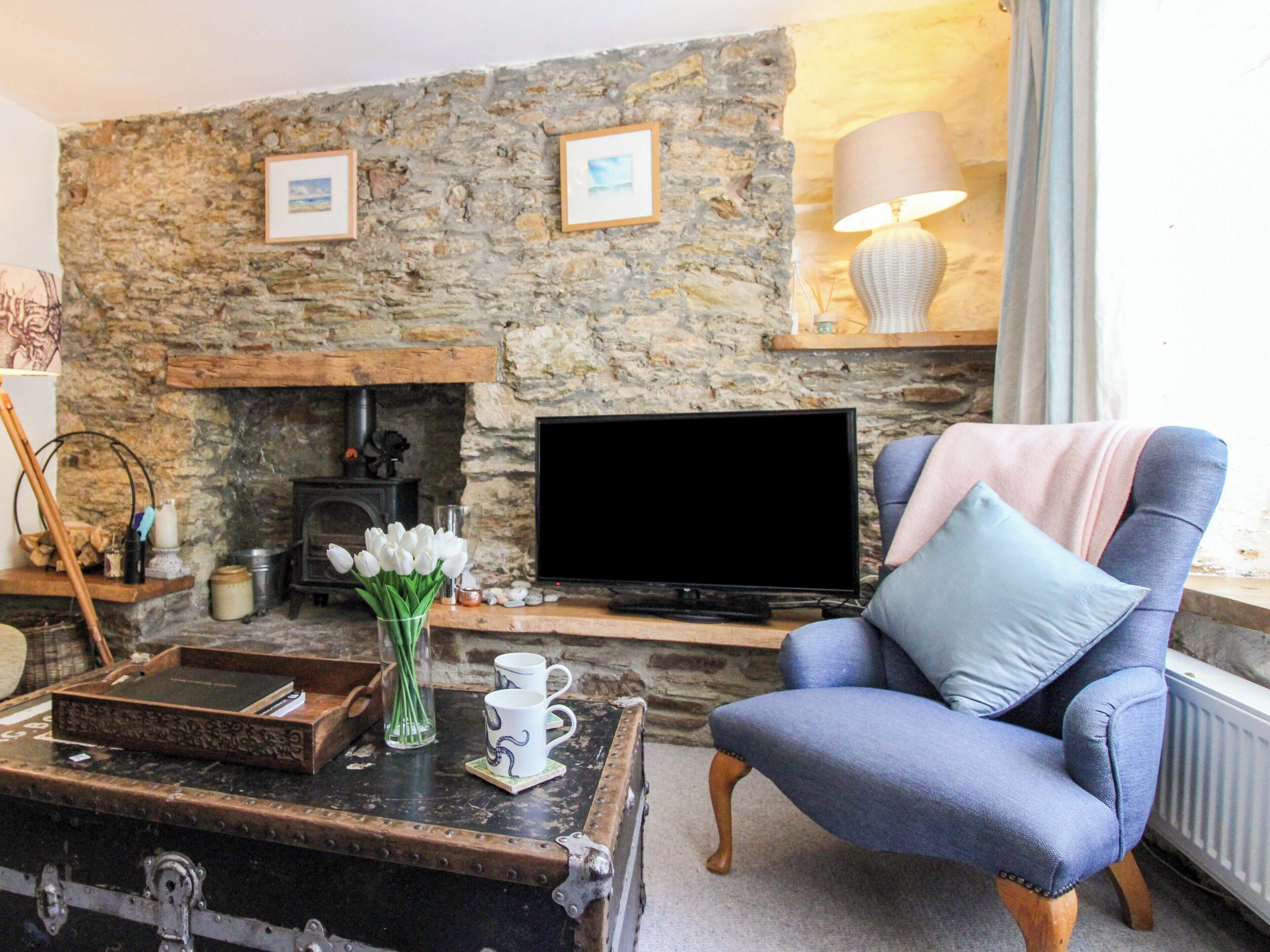 Cottage | Living area