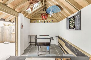 Cottage | Bahagian dalam