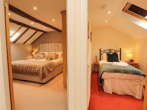 Chaumière | 2 chambres, décor unique, ameublement unique, accès au Wi-Fi (inclus)