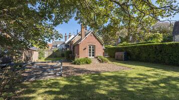 ์ฝํฐ์ง | ๋ด๋ถ