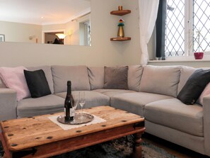 Cottage | Living area - The Seventeen (Cheltenham)