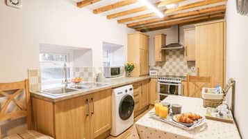 Cottage | Interior