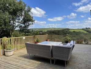 Cottage | Balcony - Woodhall (Bodmin)