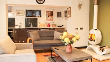 Cottage | Interior