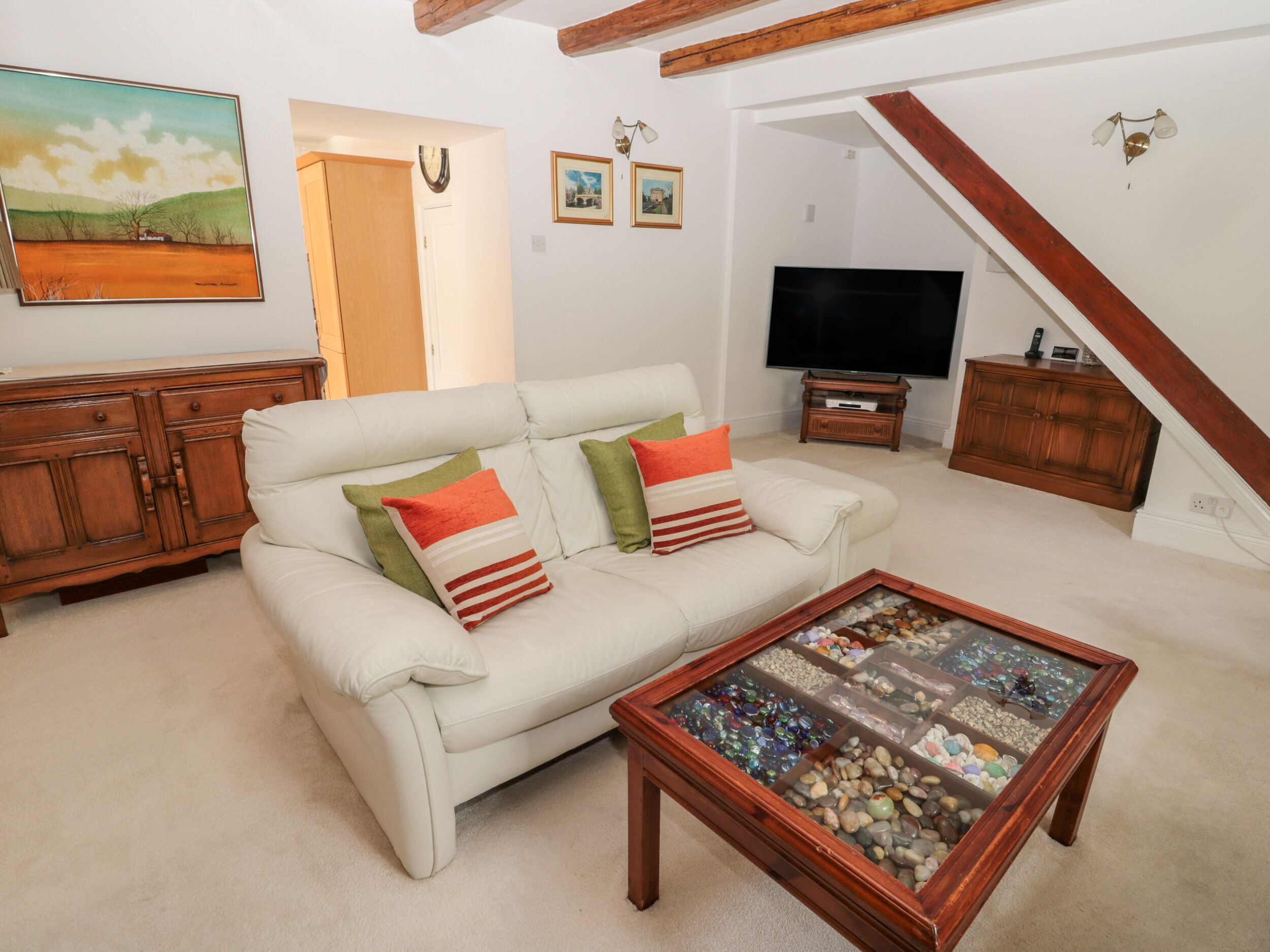 Cottage | Interior