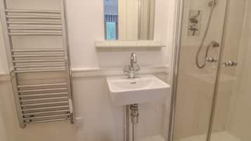 コテージ | バスルーム | シャワー