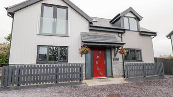 Cottage | Exterior