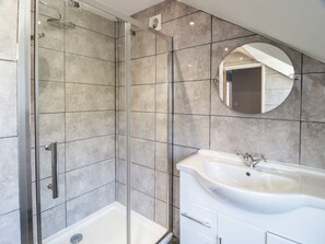 Bathroom - Big Azzles (Tyn-y-Gongl)