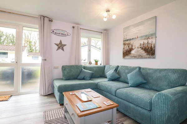 Cottage | Living area