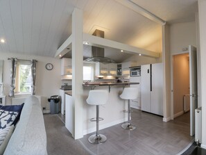 Cottage | Interior - Oyster Bay Lodge (Dalbeattie)